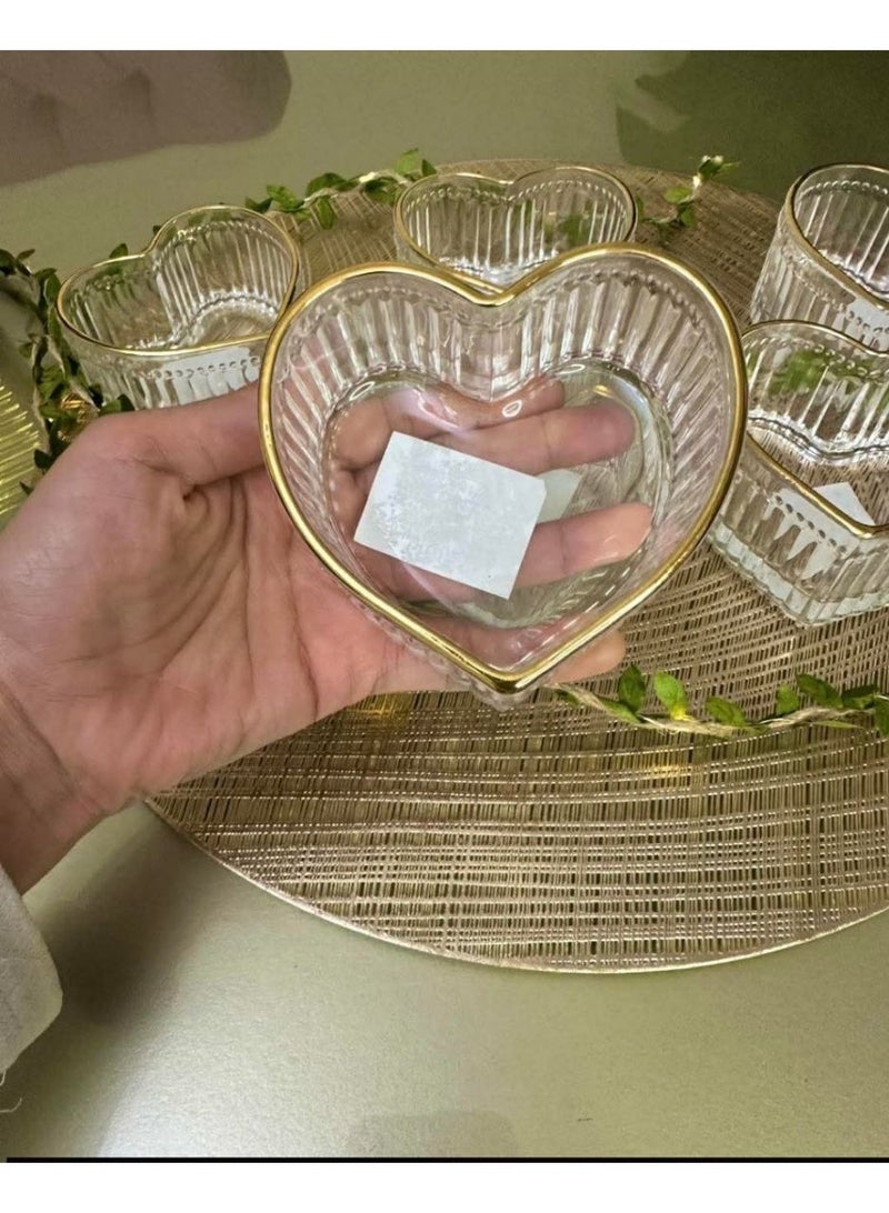 طقم بولات زجاج على شكل قلب بإطار دهبي فاخر – 6 قطع، يضيف لمسة شيك لأي سفرة وضيافة. - Image 3